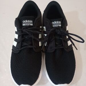 adidas Women's cloudfoam QT Racer Running Shoes